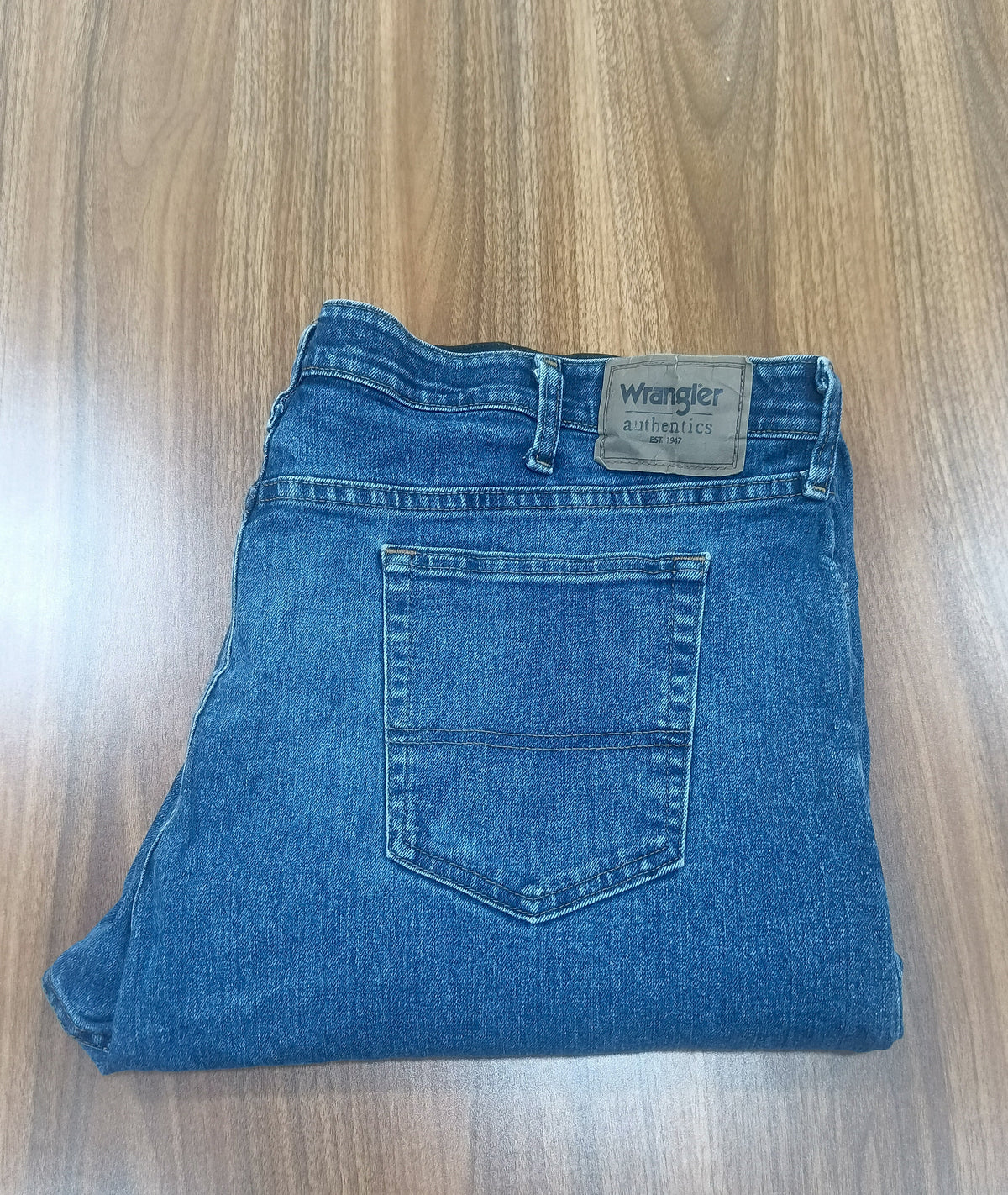 Men's Wrangler Thrift Straight-Leg Jeans- blue denim