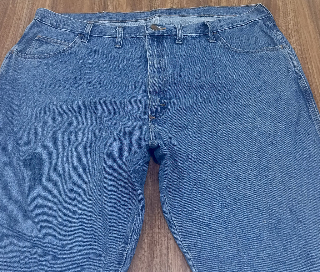 Men's Rustler Thrift Straight-Leg Jeans- light blue denim jeans