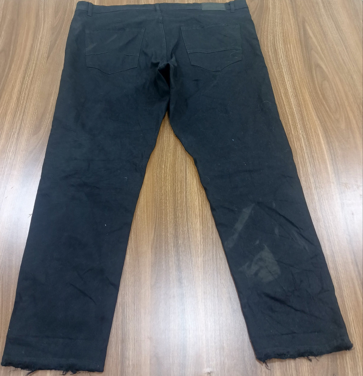 Men's  Thrift Straight-Leg Jeans-  Black