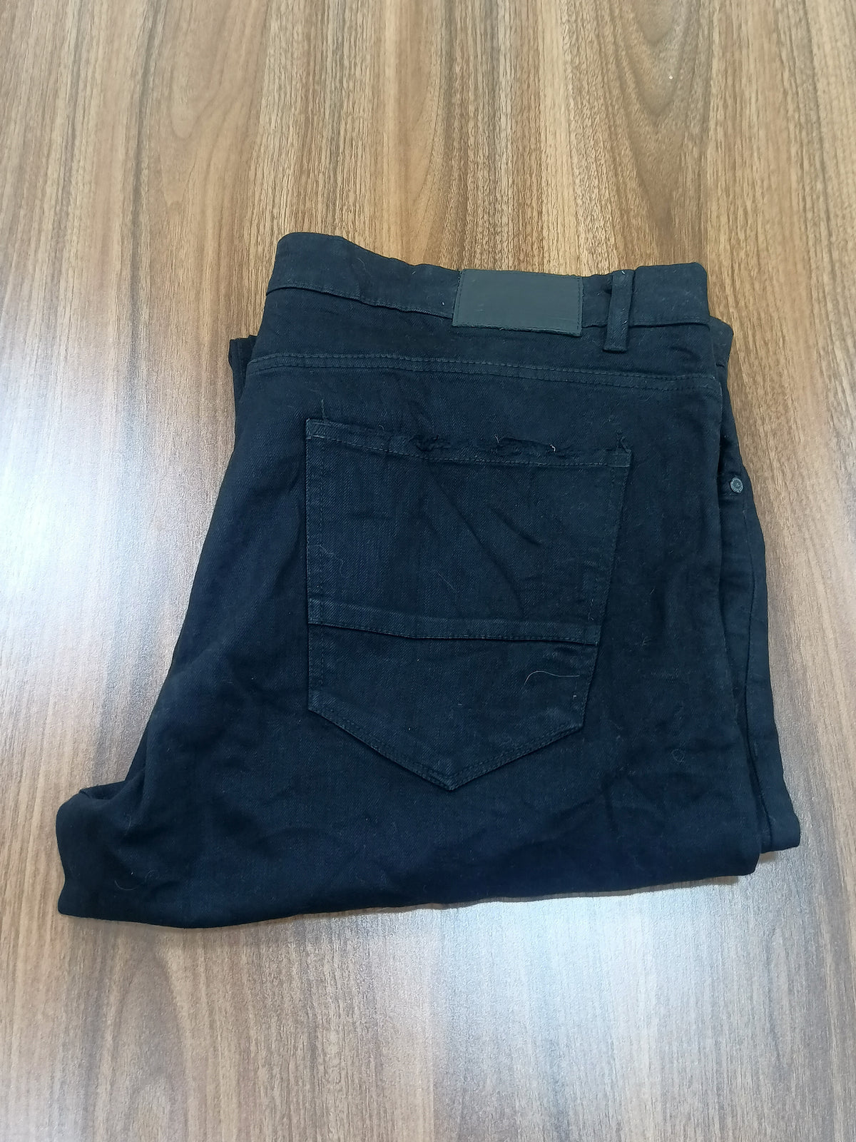 Men's  Thrift Straight-Leg Jeans-  Black