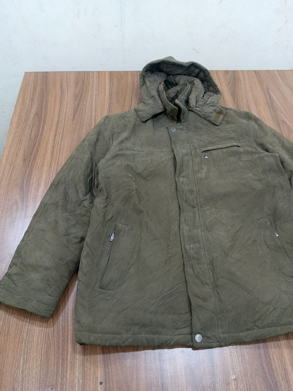 Unisex Winter Jacket -Puffer And Insulated Gilet-Thrift