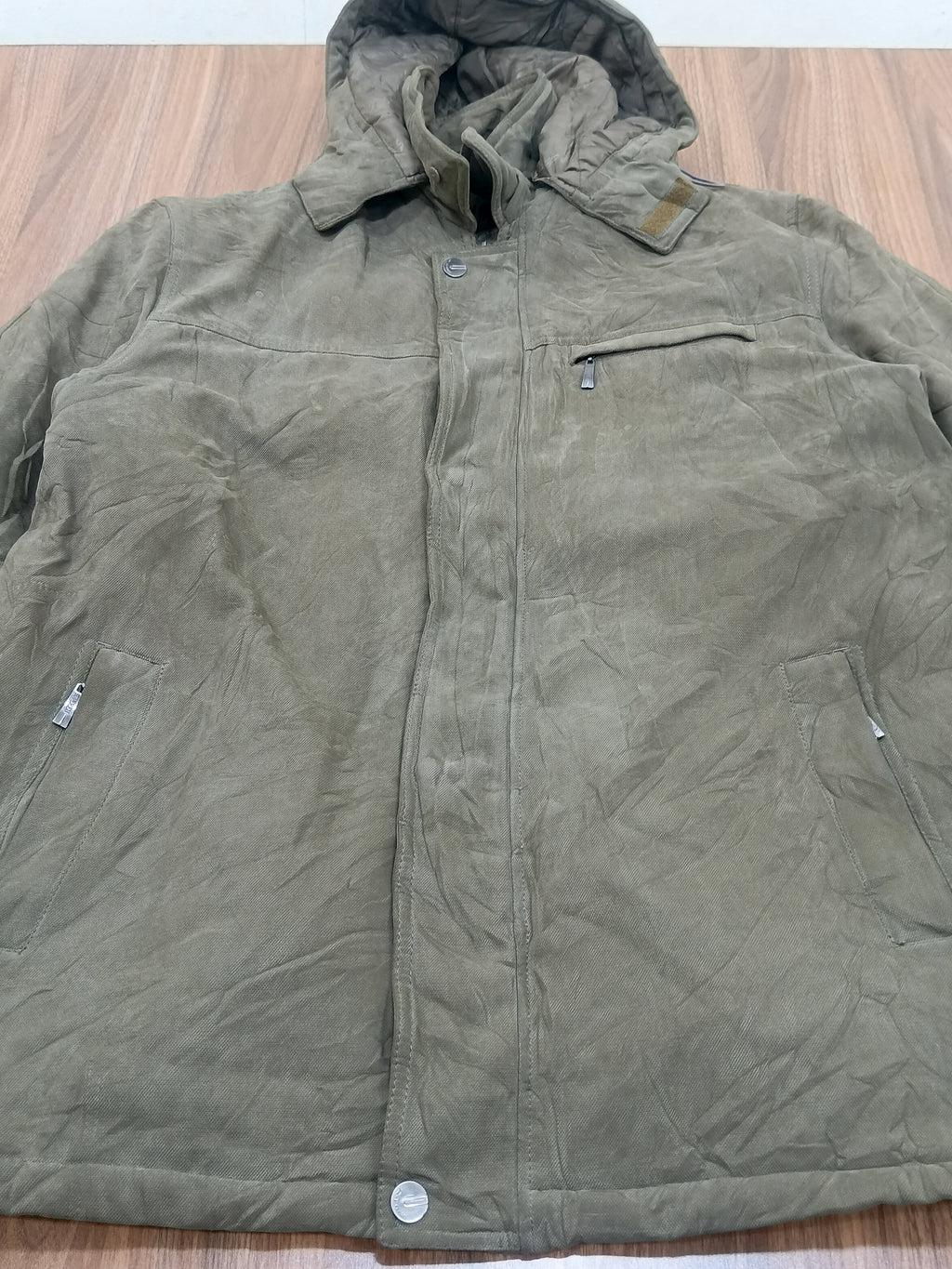 Unisex Winter Jacket -Puffer And Insulated Gilet-Thrift