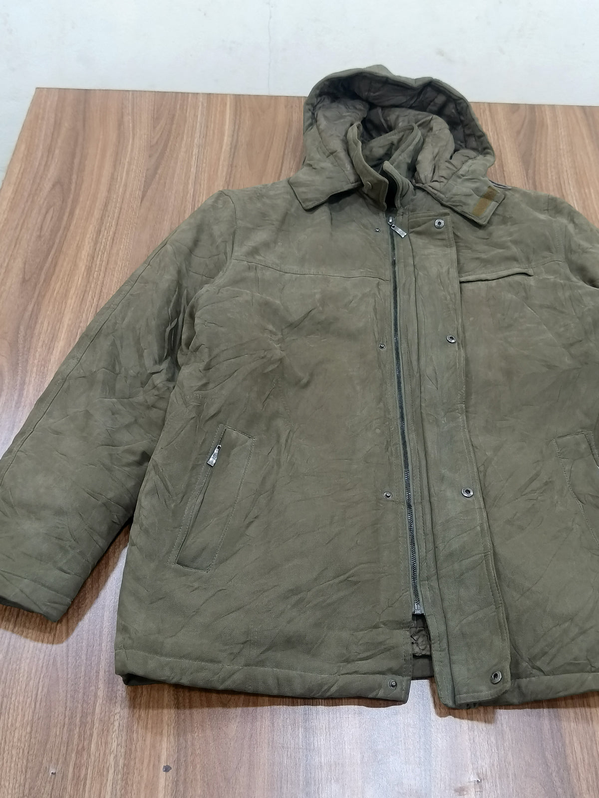 Unisex Winter Jacket -Puffer And Insulated Gilet-Thrift