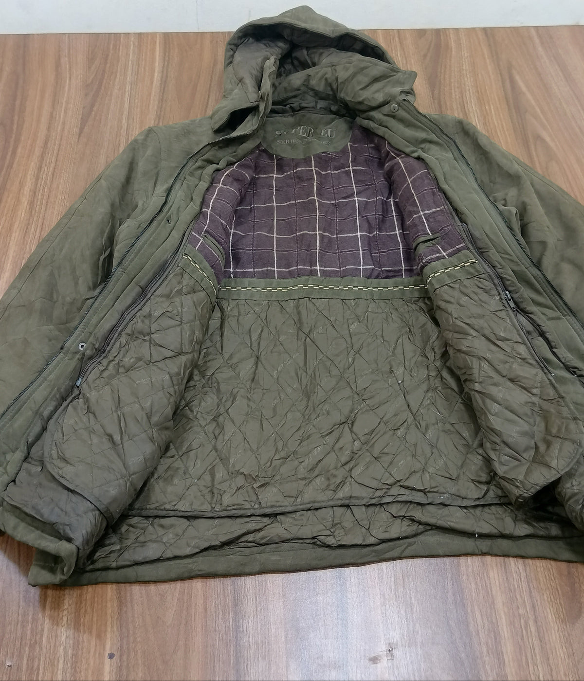 Unisex Winter Jacket -Puffer And Insulated Gilet-Thrift