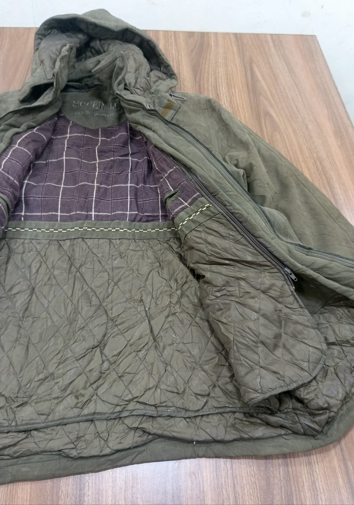 Unisex Winter Jacket -Puffer And Insulated Gilet-Thrift