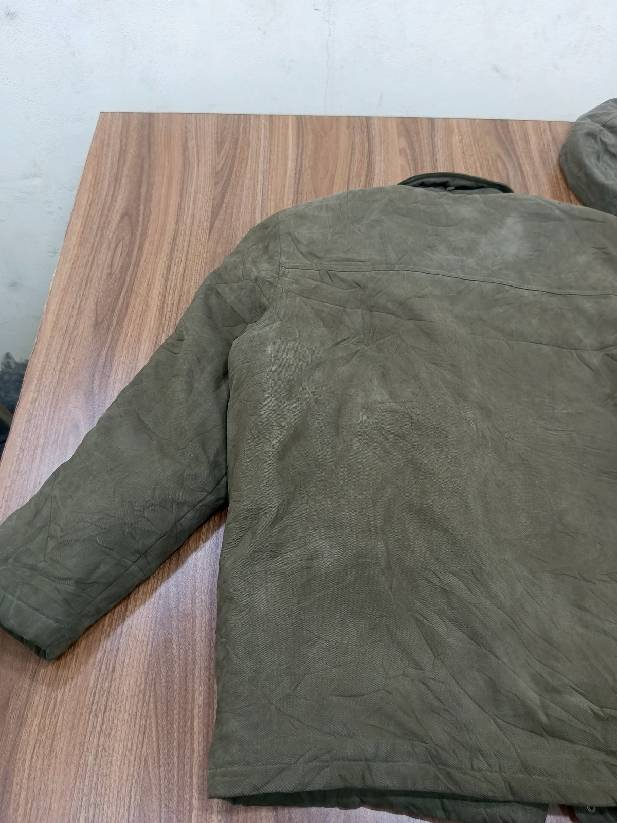 Unisex Winter Jacket -Puffer And Insulated Gilet-Thrift