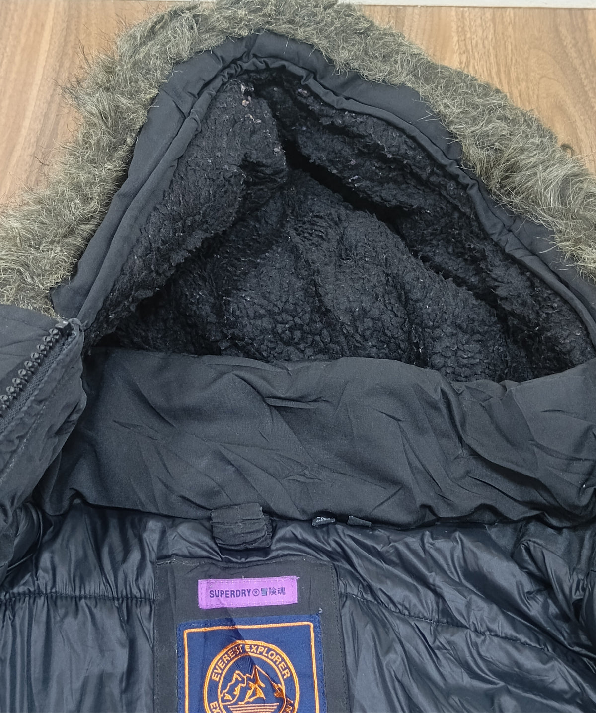 Unisex Winter Jacket -Puffer And Insulted Gilet-Thrift