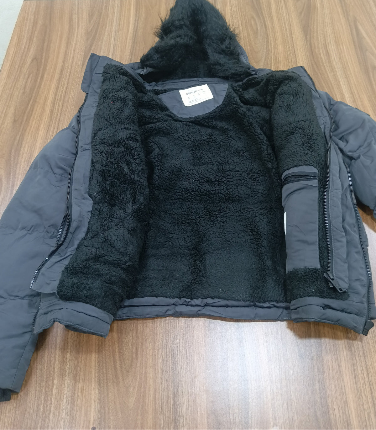 Unisex Winter Jacket -Puffer And Insulated Gilet-Thrift