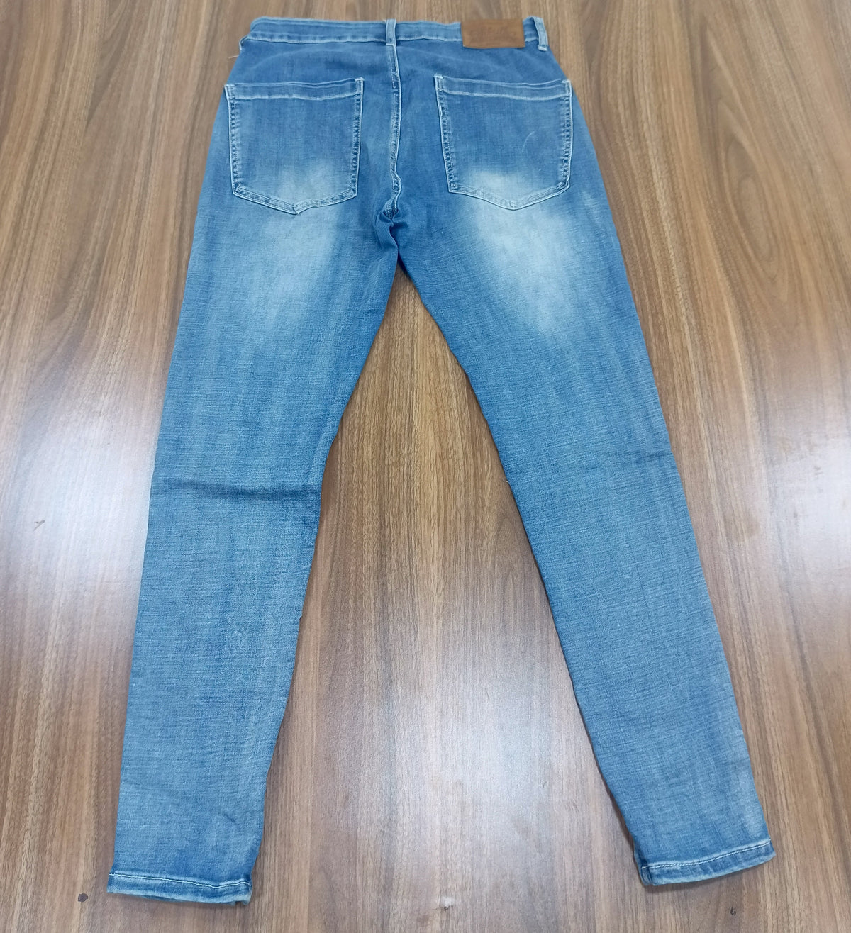 Men's Fitted Leg Jean-Blue