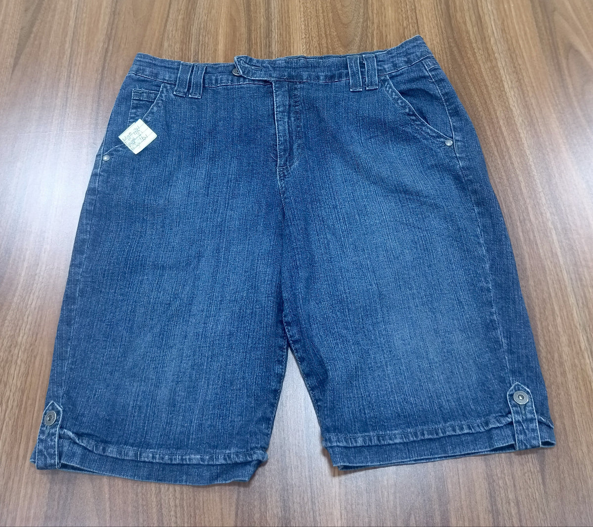 Women's Baggy Jean Shorts-Denim-Highwaist- Thrift