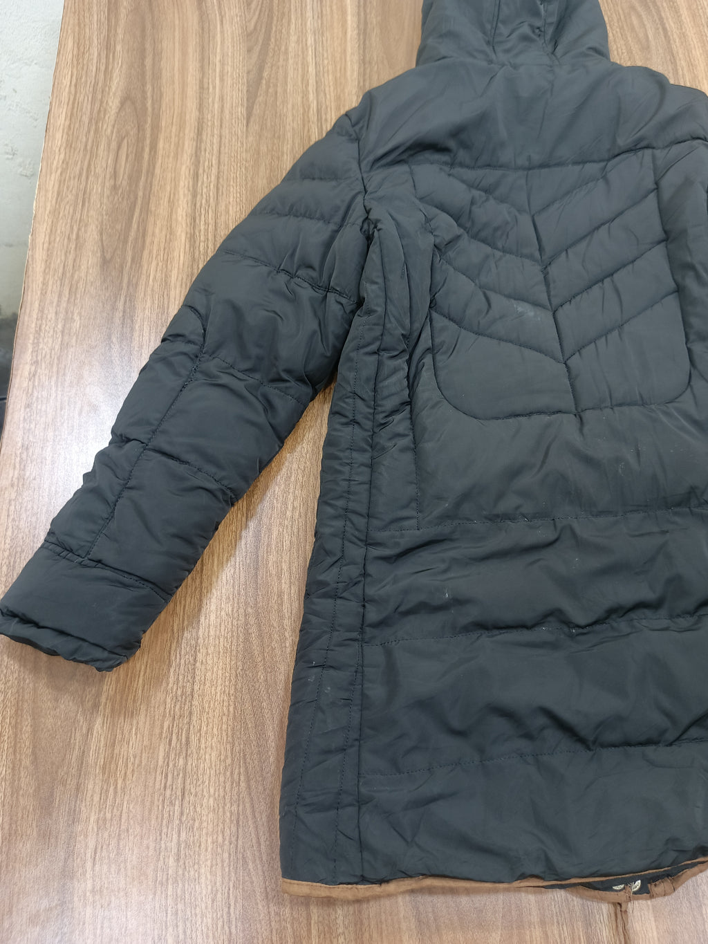 Unisex Winter Jacket -Puffer And Insulation-Thrift