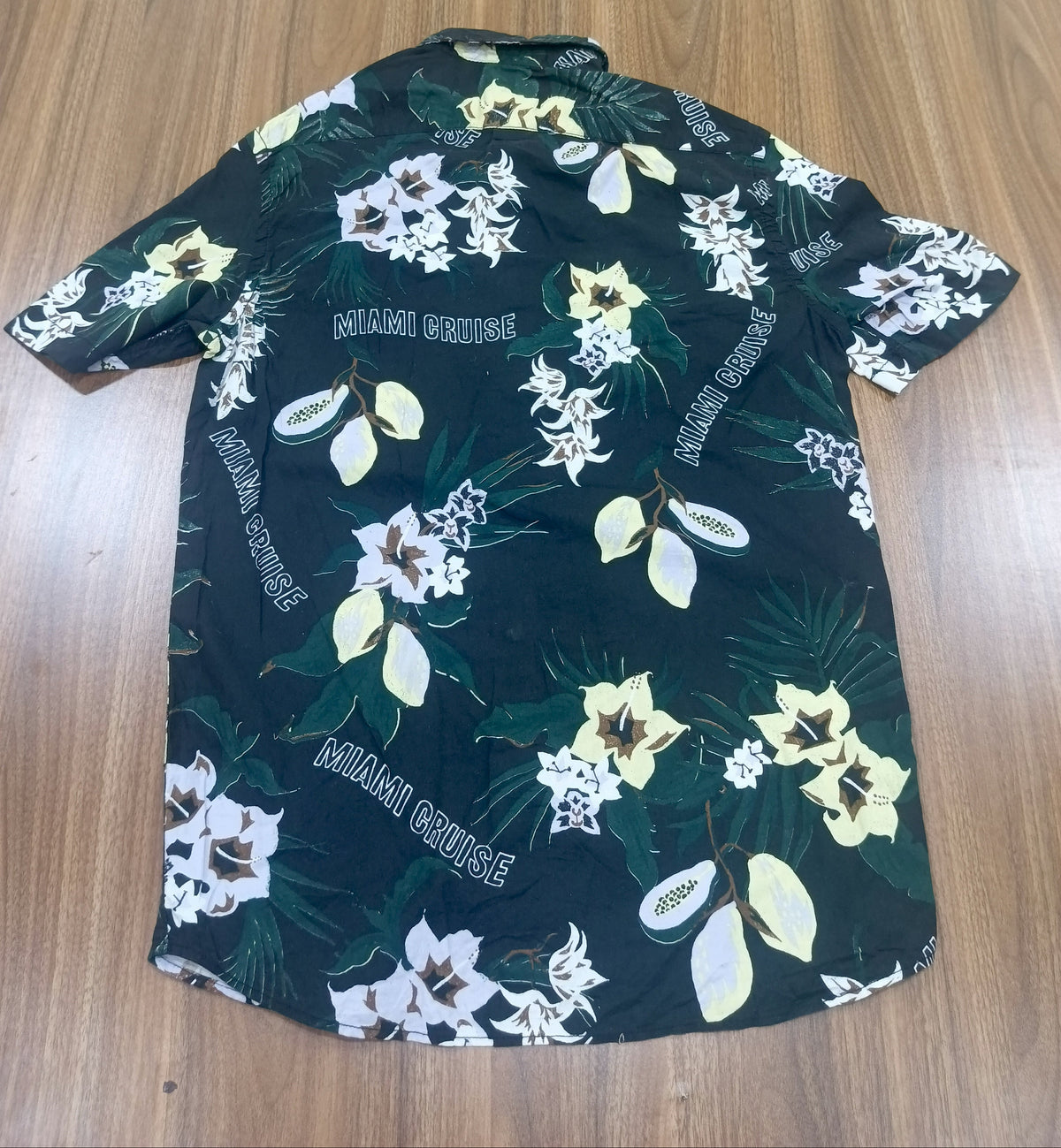 Men's Shirt-Vintage-Thrift